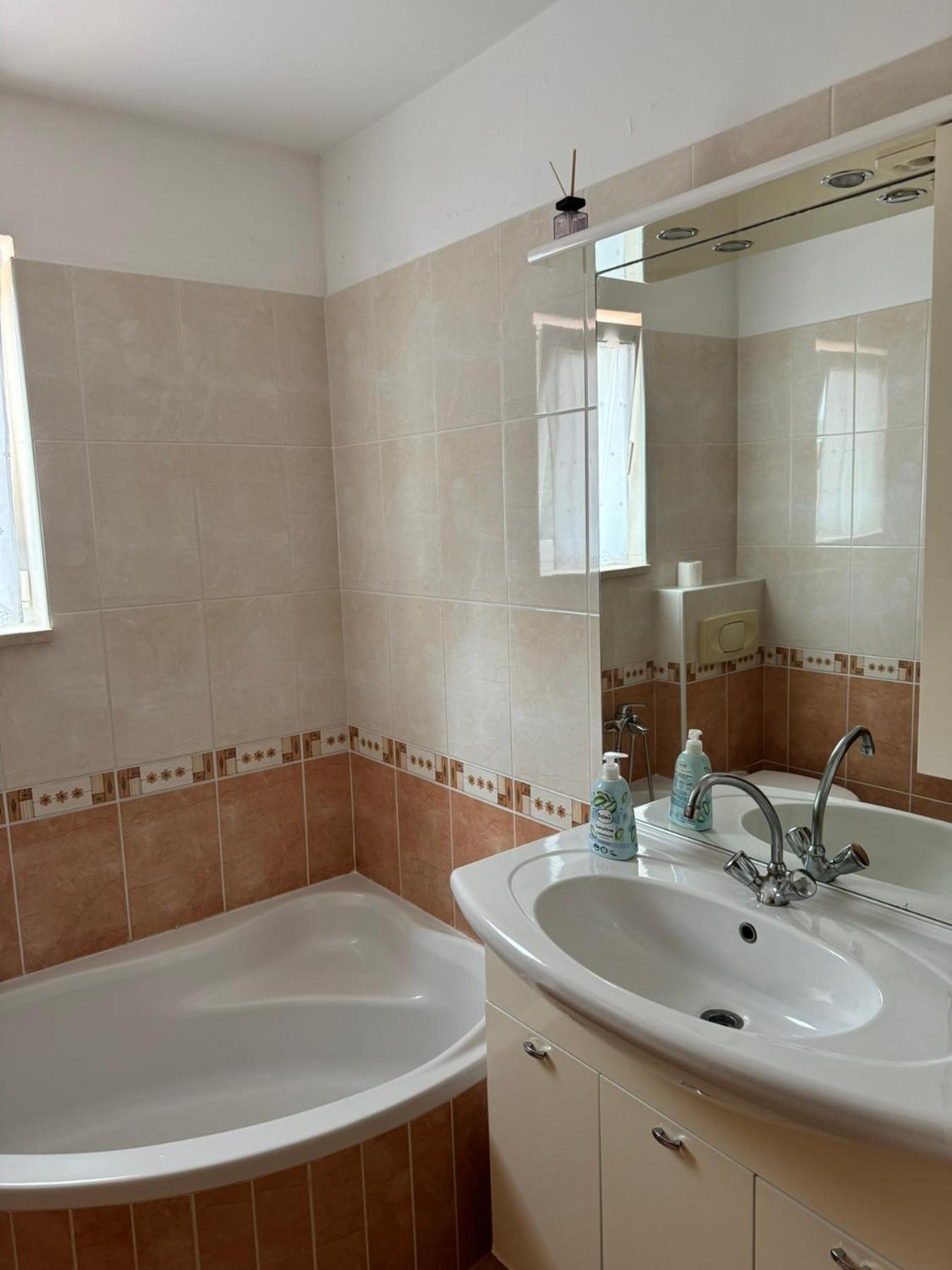 Apartments Dumicic ซูเปทาร์สกา ดรากา ภายนอก รูปภาพ