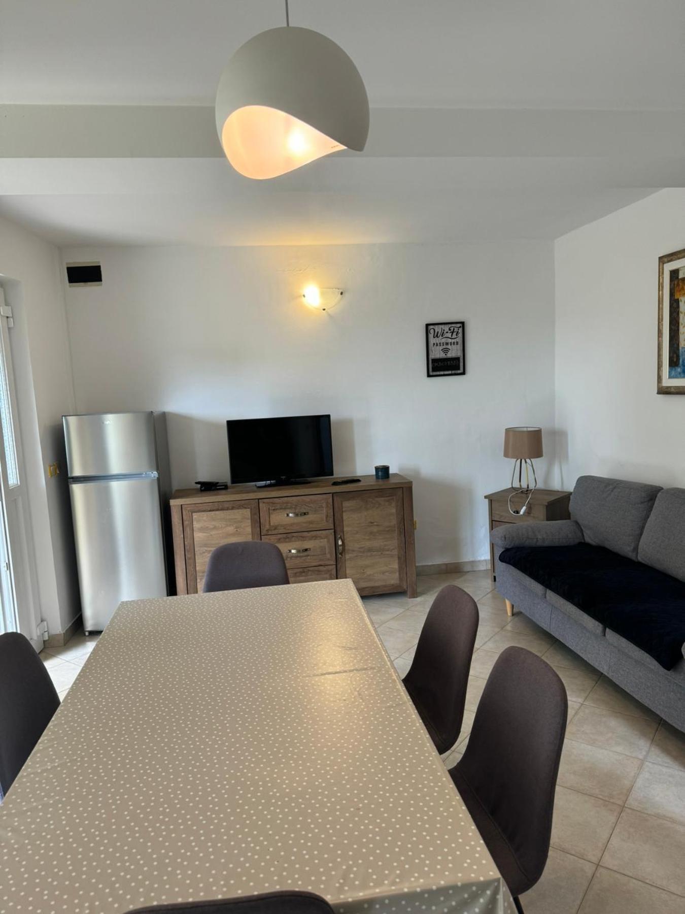 Apartments Dumicic ซูเปทาร์สกา ดรากา ภายนอก รูปภาพ